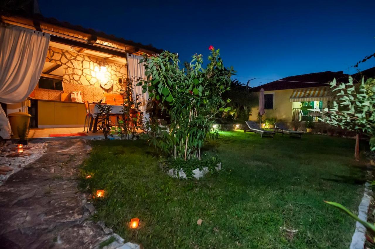 Apartments And Rooms Villa Dea Adults Only Ровінь Екстер'єр фото