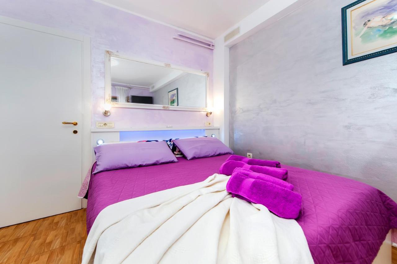 Apartments And Rooms Villa Dea Adults Only Ровінь Екстер'єр фото