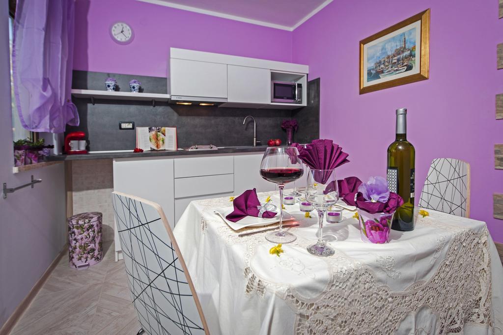 Apartments And Rooms Villa Dea Adults Only Ровінь Екстер'єр фото