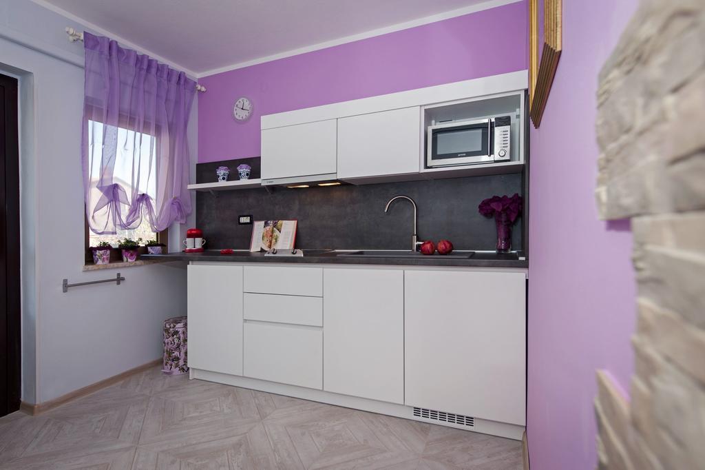Apartments And Rooms Villa Dea Adults Only Ровінь Екстер'єр фото