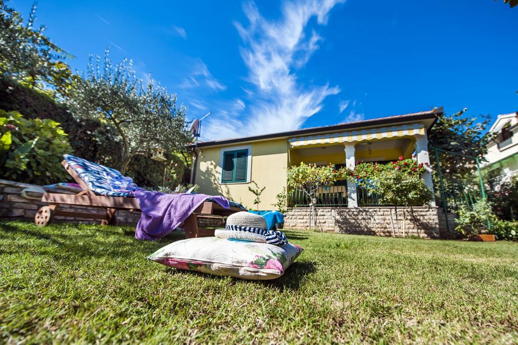 Apartments And Rooms Villa Dea Adults Only Ровінь Екстер'єр фото